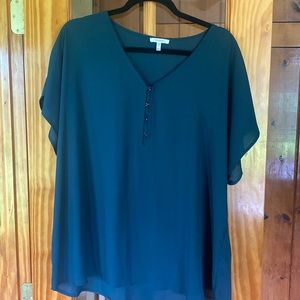 Beautiful teal short sleeve blouse